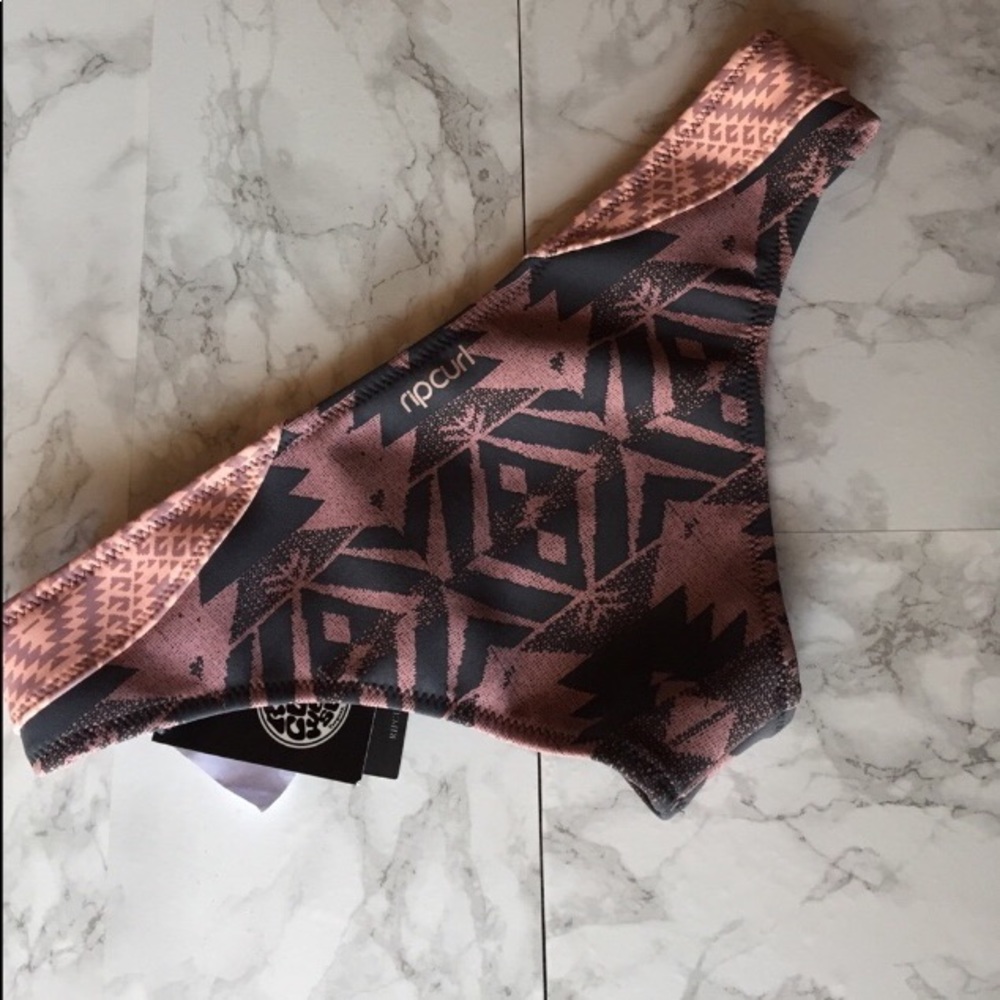 Ripcurl neoprene bikini - Picture 5 of 5